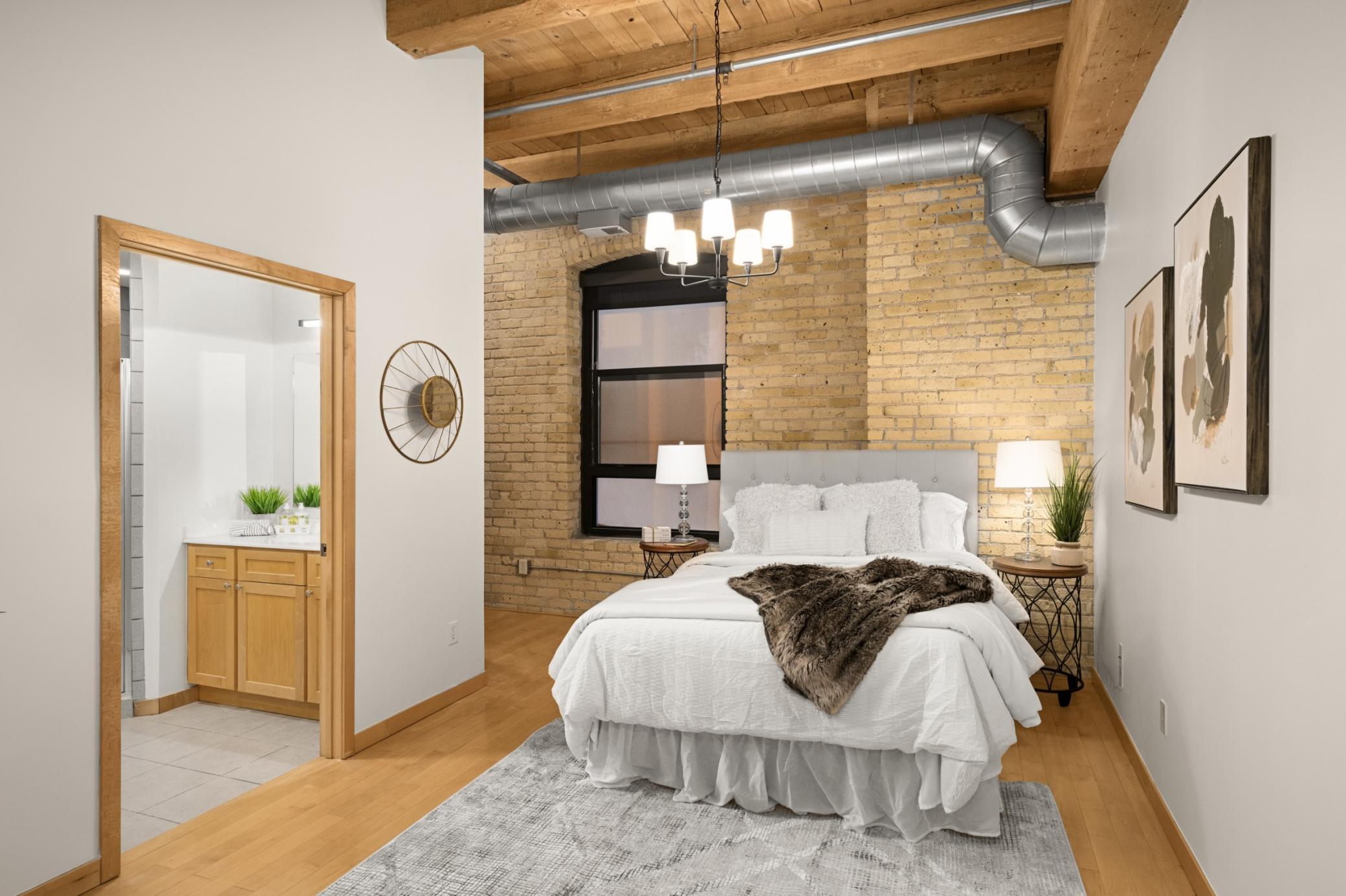 3rd image of 607 Washington Ave S #204, Minneapolis, MN 55415 | MLS# 7097098
