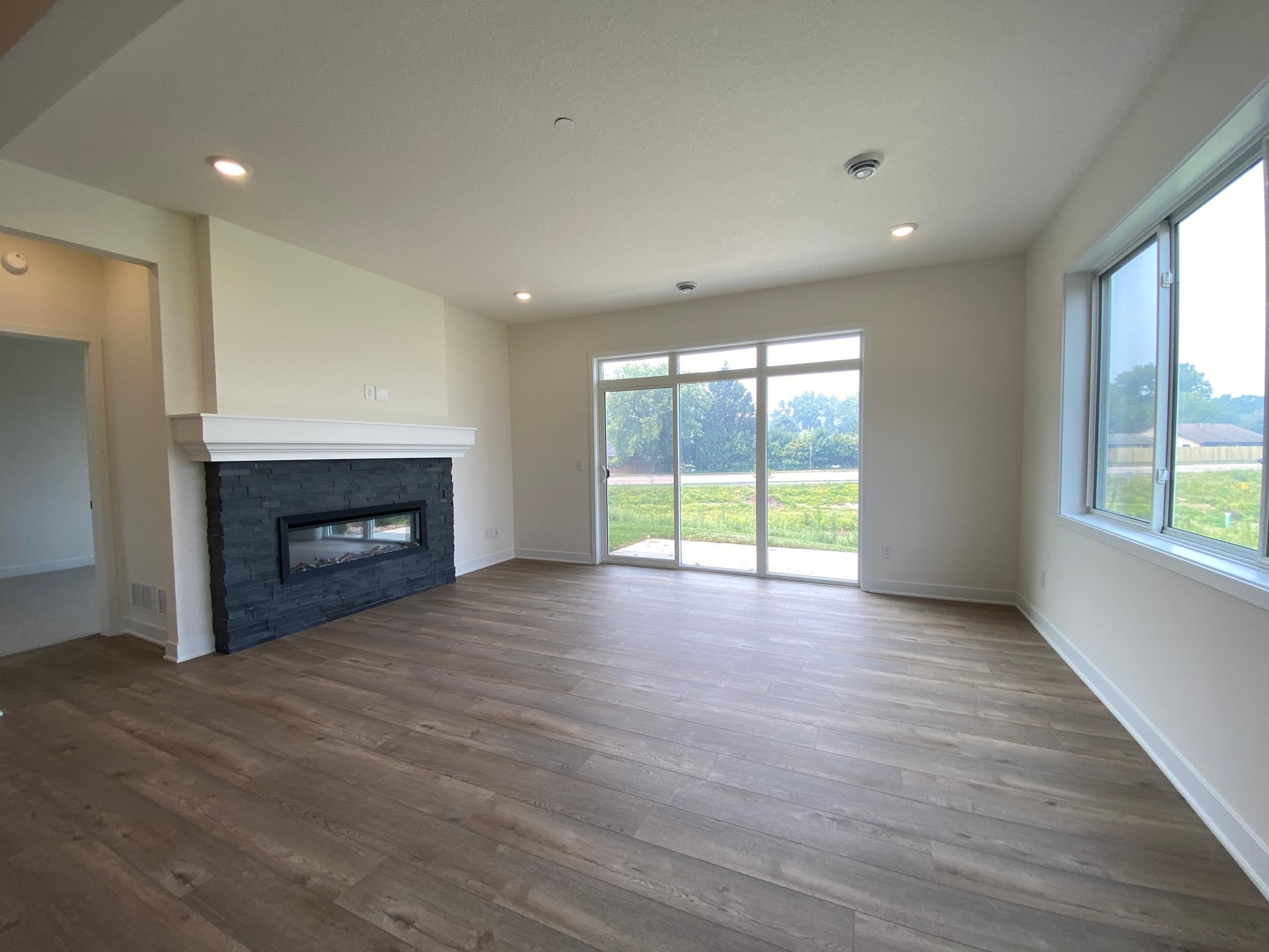 1st image of 13785 Hollybrook Cir, Saint Paul, MN 55124 | MLS# 7097105