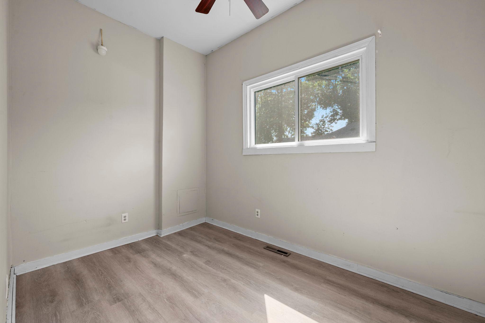 30th image of 2100 4th St, Saint Paul, MN 55110 | MLS# 7097151