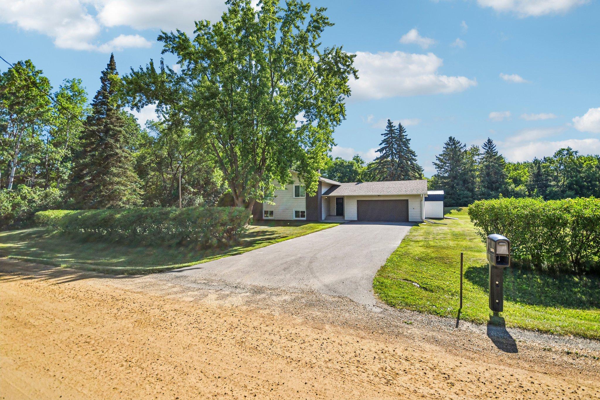 4th image of 15225 Quinalt St Ne, Forest Lake, MN 55025 | MLS# 7097202