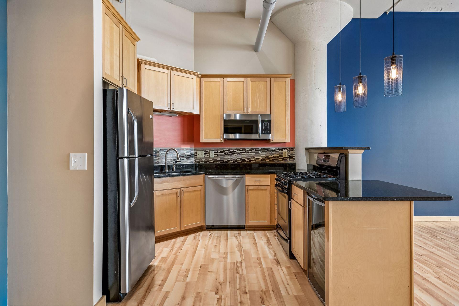 4th image of 1901 E Hennepin Ave #305, Minneapolis, MN 55413 | MLS# 7097235