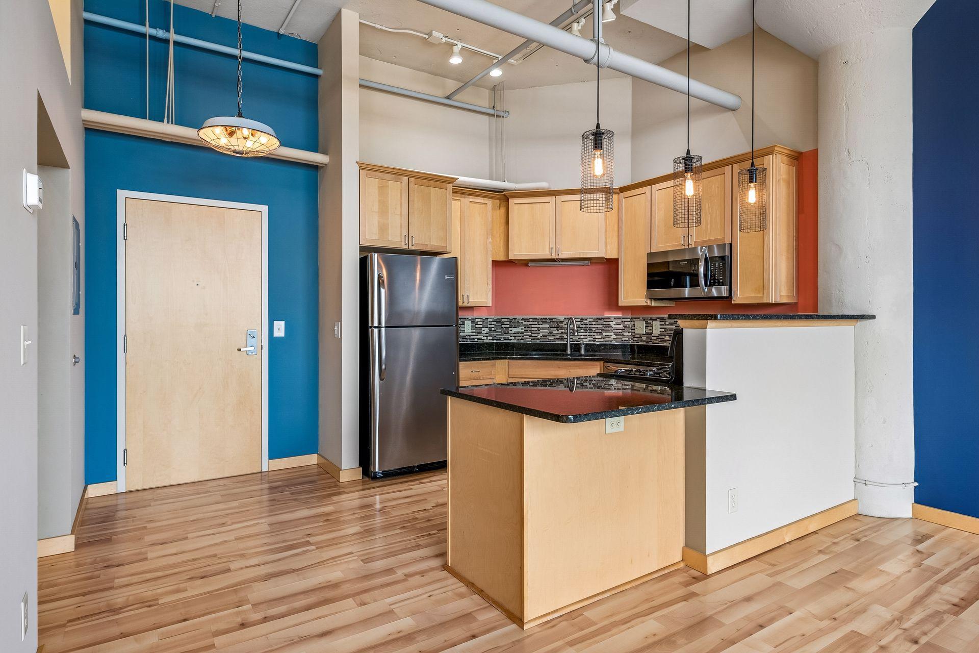 5th image of 1901 E Hennepin Ave #305, Minneapolis, MN 55413 | MLS# 7097235