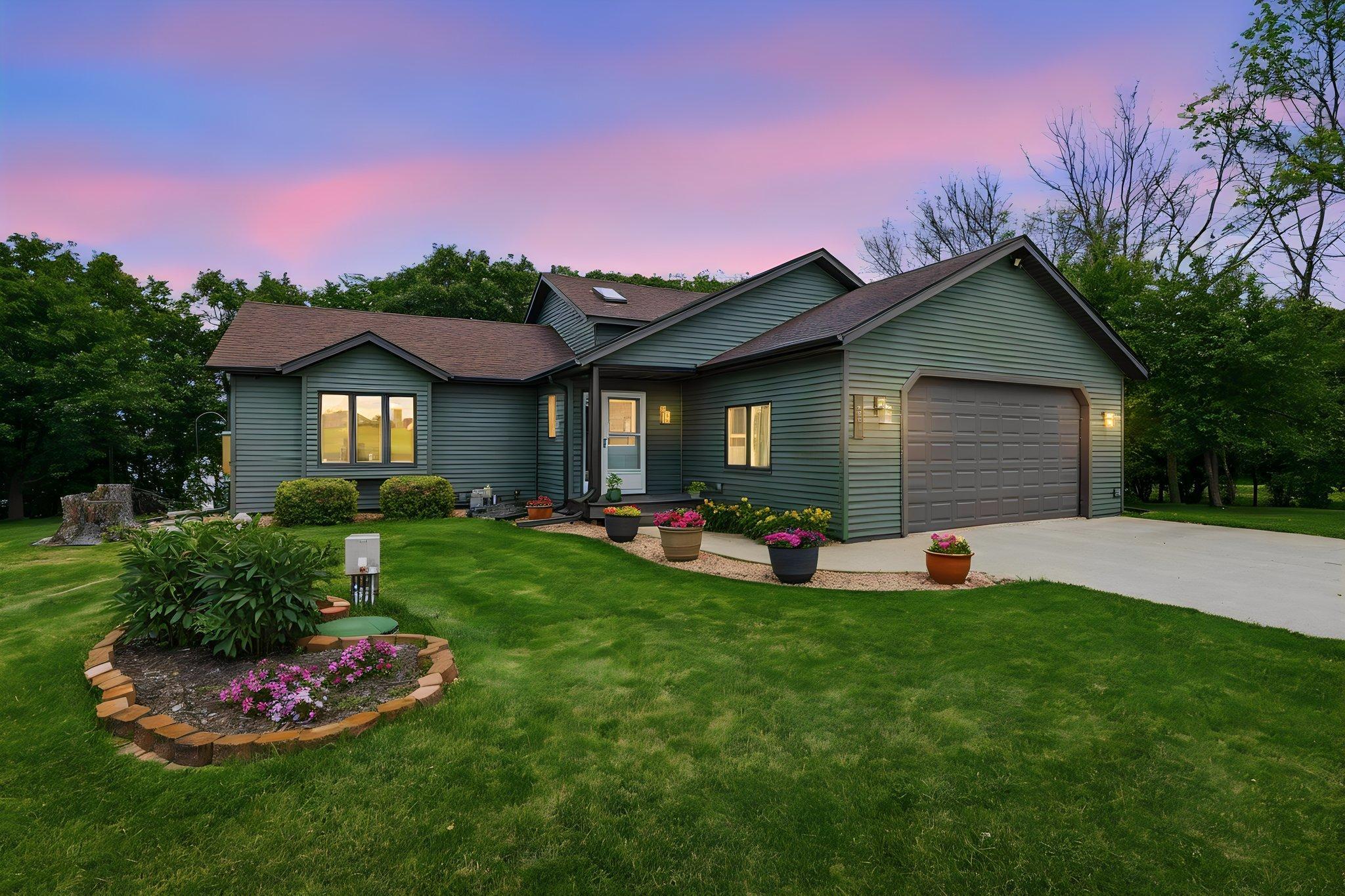 2nd image of 13611 Fox Lake Trl, Faribault, MN 55021 | MLS# 7097324