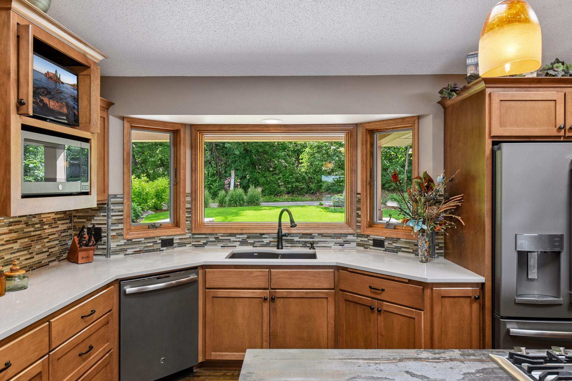 5th image of 920 Pershing Cir, Burnsville, MN 55306 | MLS# 7097325