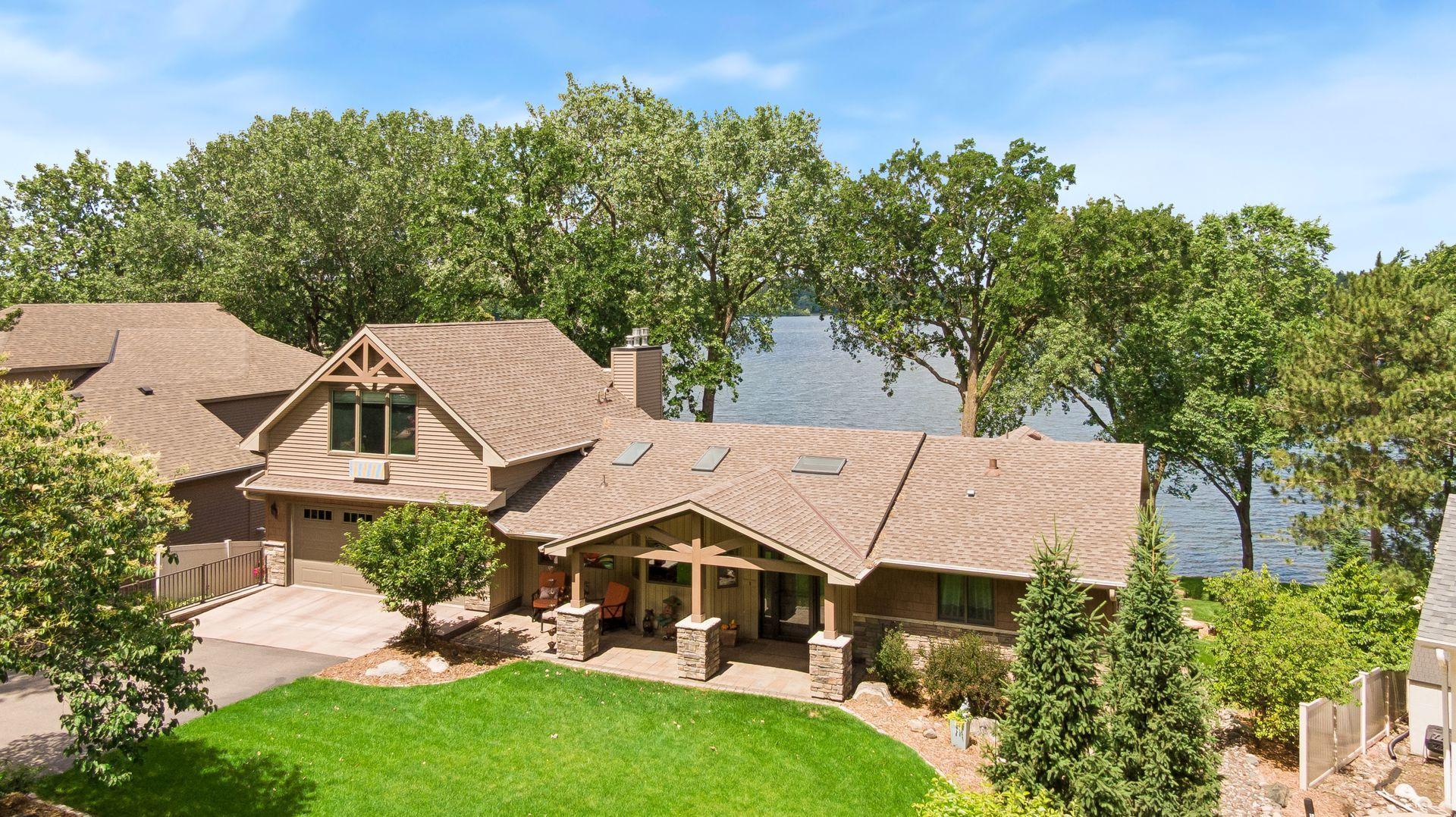 1st image of 920 Pershing Cir, Burnsville, MN 55306 | MLS# 7097325