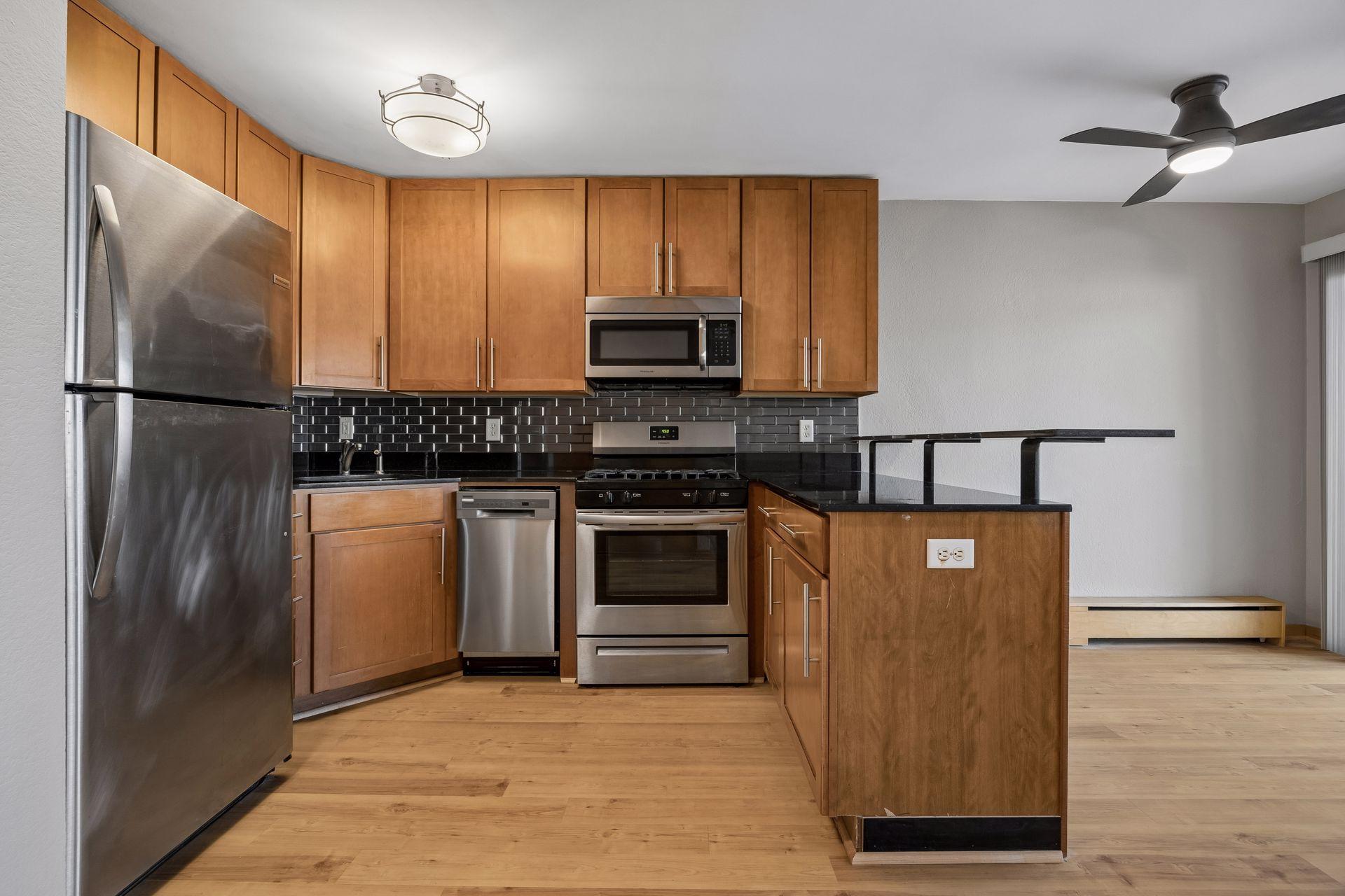 3rd image of 2532 1St Ave S #208, Minneapolis, MN 55404 | MLS# 7097358