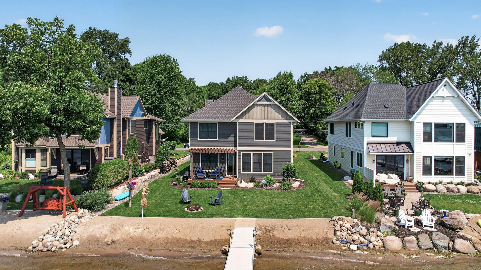 2nd image of 7769 N Shore Cir N, Forest Lake, MN 55025 | MLS# 7097483