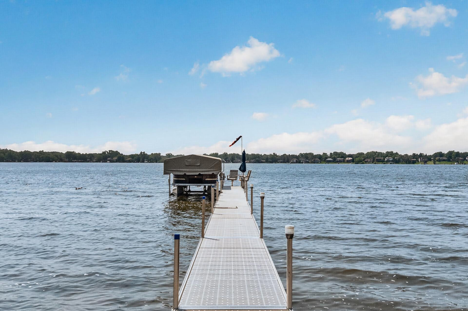 4th image of 7769 N Shore Cir N, Forest Lake, MN 55025 | MLS# 7097483