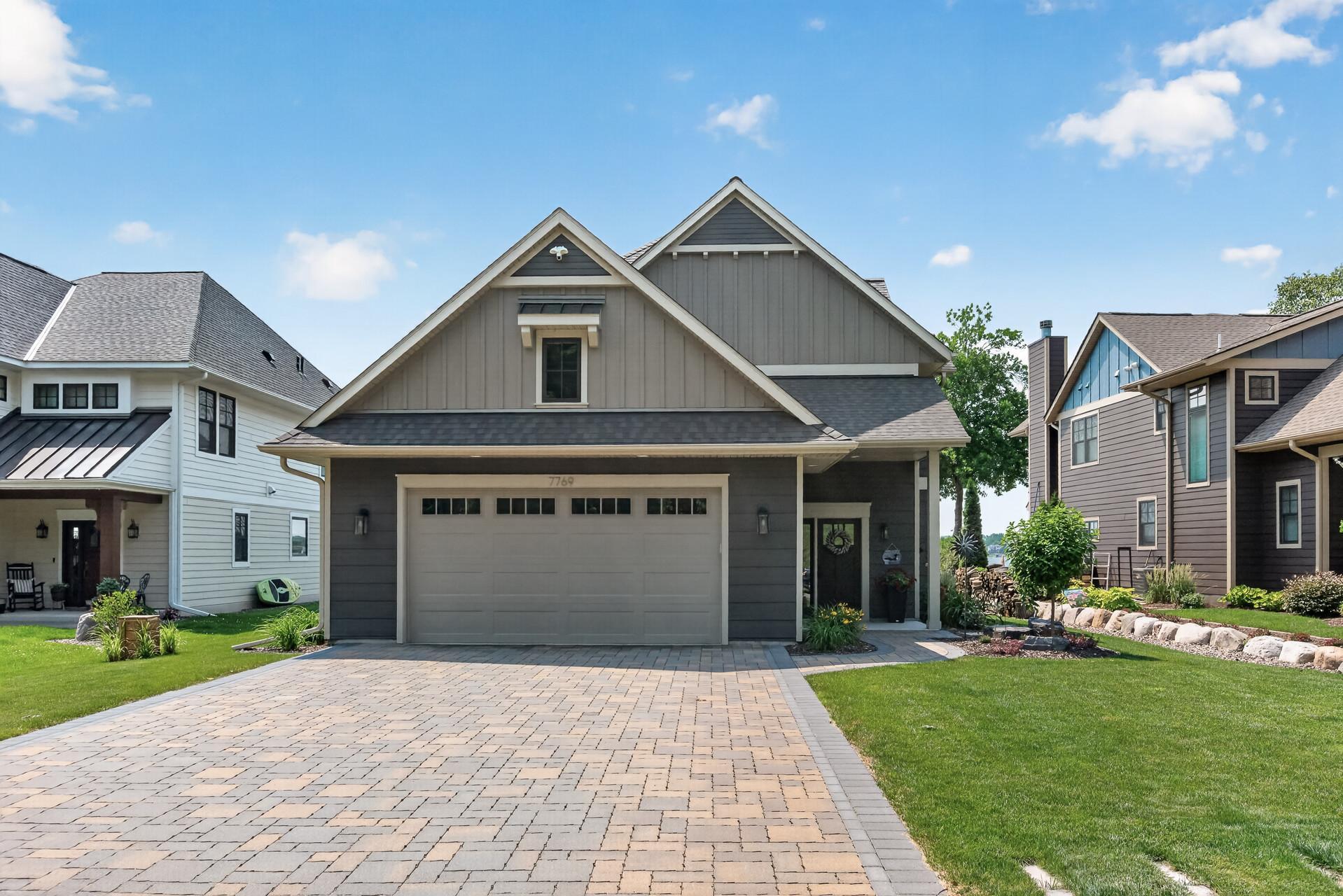5th image of 7769 N Shore Cir N, Forest Lake, MN 55025 | MLS# 7097483