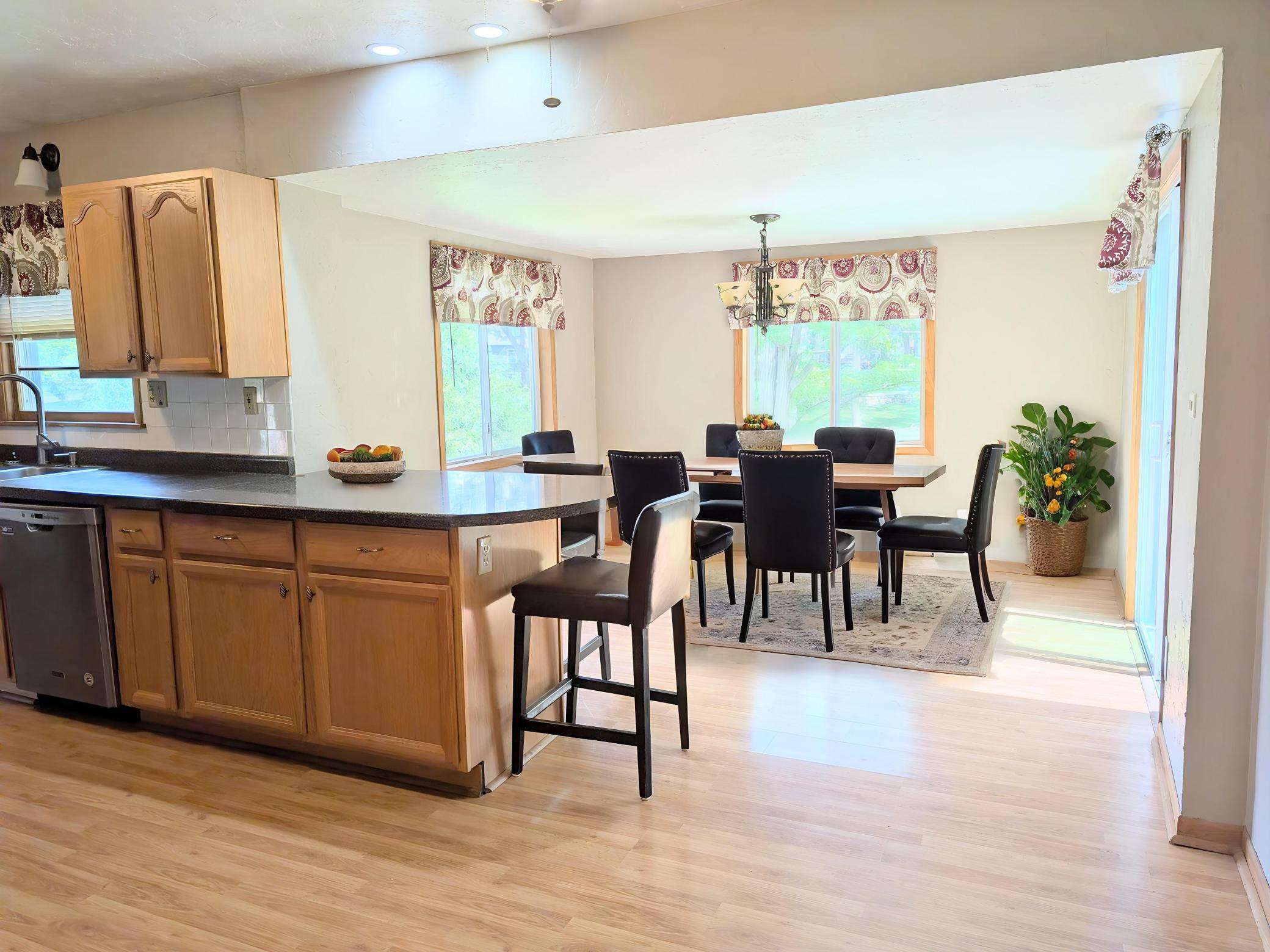 2nd image of 202 North Lane, Albert Lea, MN 56007 | MLS# 7097568