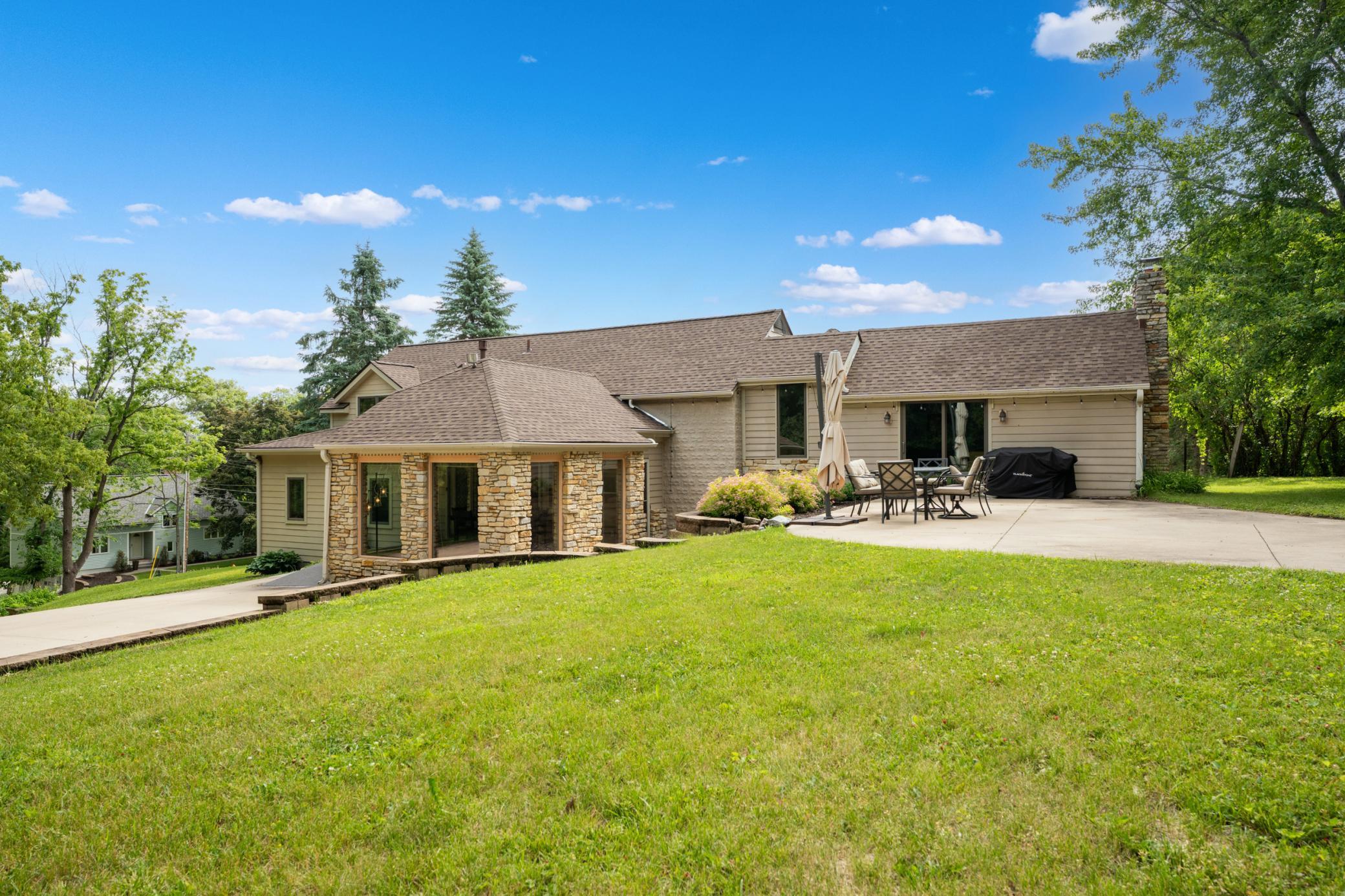 1st image of 2418 5th St Sw, Rochester, MN 55902 | MLS# 7097573