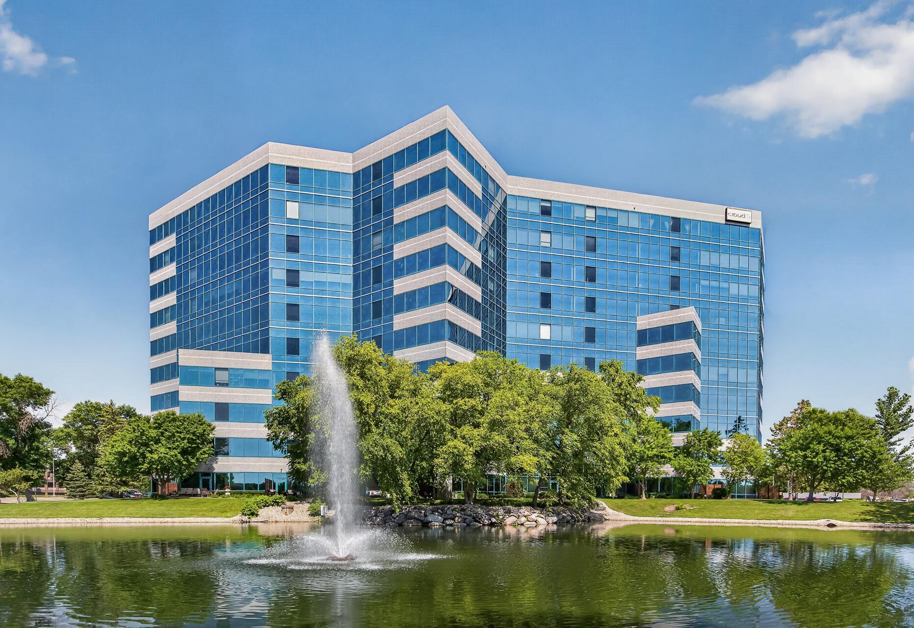 Homes for sale in Minnetonka, MN | 5601 Smetana Dr #101, Minnetonka, MN 55343 | MLS# 7097581