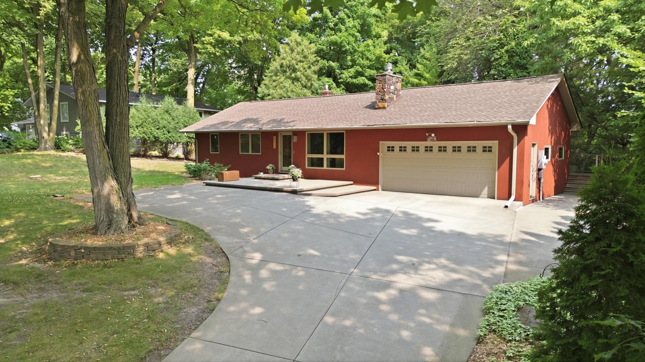 1st image of 18416 Ridgewood Rd, Wayzata, MN 55391 | MLS# 7097663