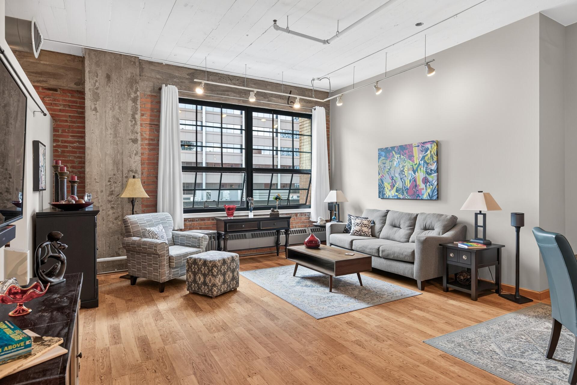 4th image of 250 Park Ave #502, Minneapolis, MN 55415 | MLS# 7097742