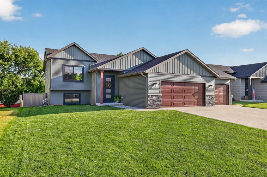 1st image of 419 Skogen Dr, Kenyon, MN 55946 | MLS# 7097846