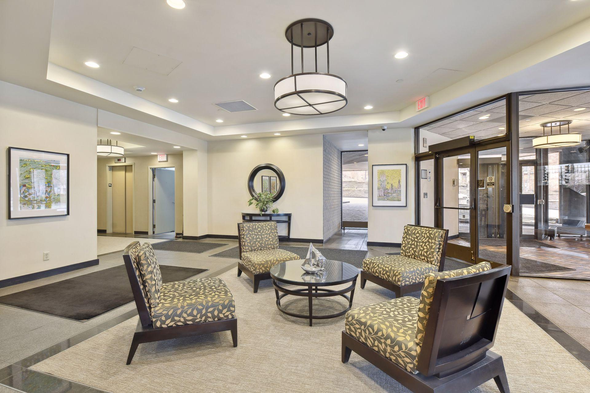 5th image of 2950 Dean Pkwy #1902, Minneapolis, MN 55416 | MLS# 7098114