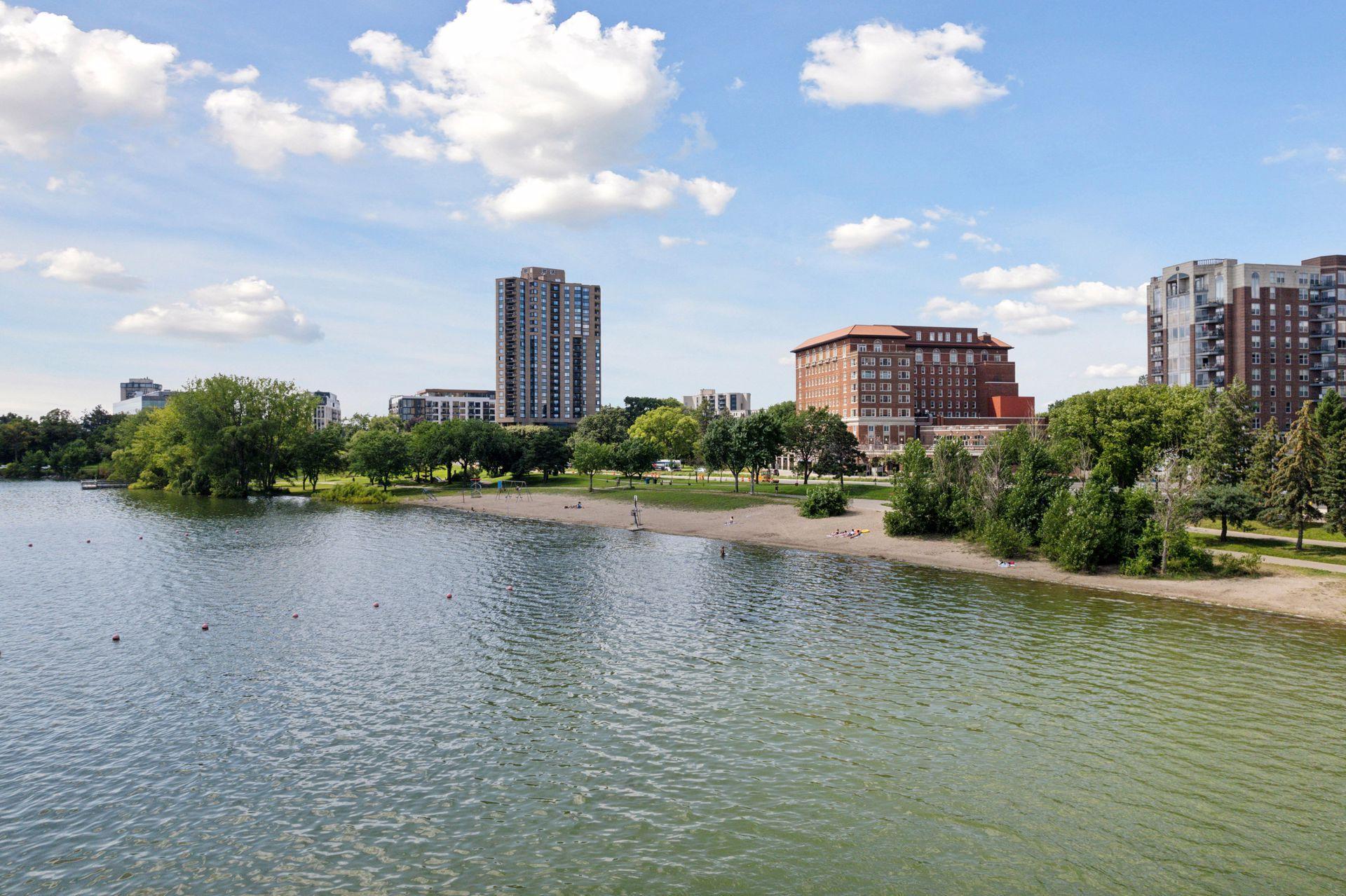 36th image of 2950 Dean Pkwy #1902, Minneapolis, MN 55416 | MLS# 7098114