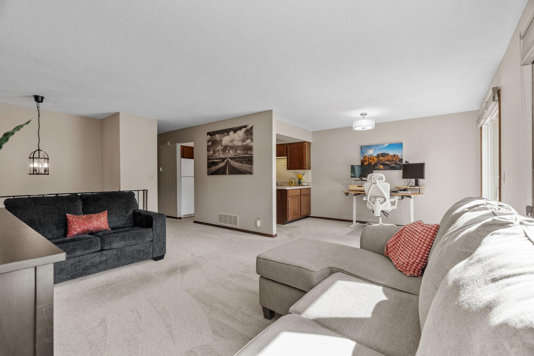 4th image of 4656 Ridge Cliff Dr, Eagan, MN 55122 | MLS# 7098127