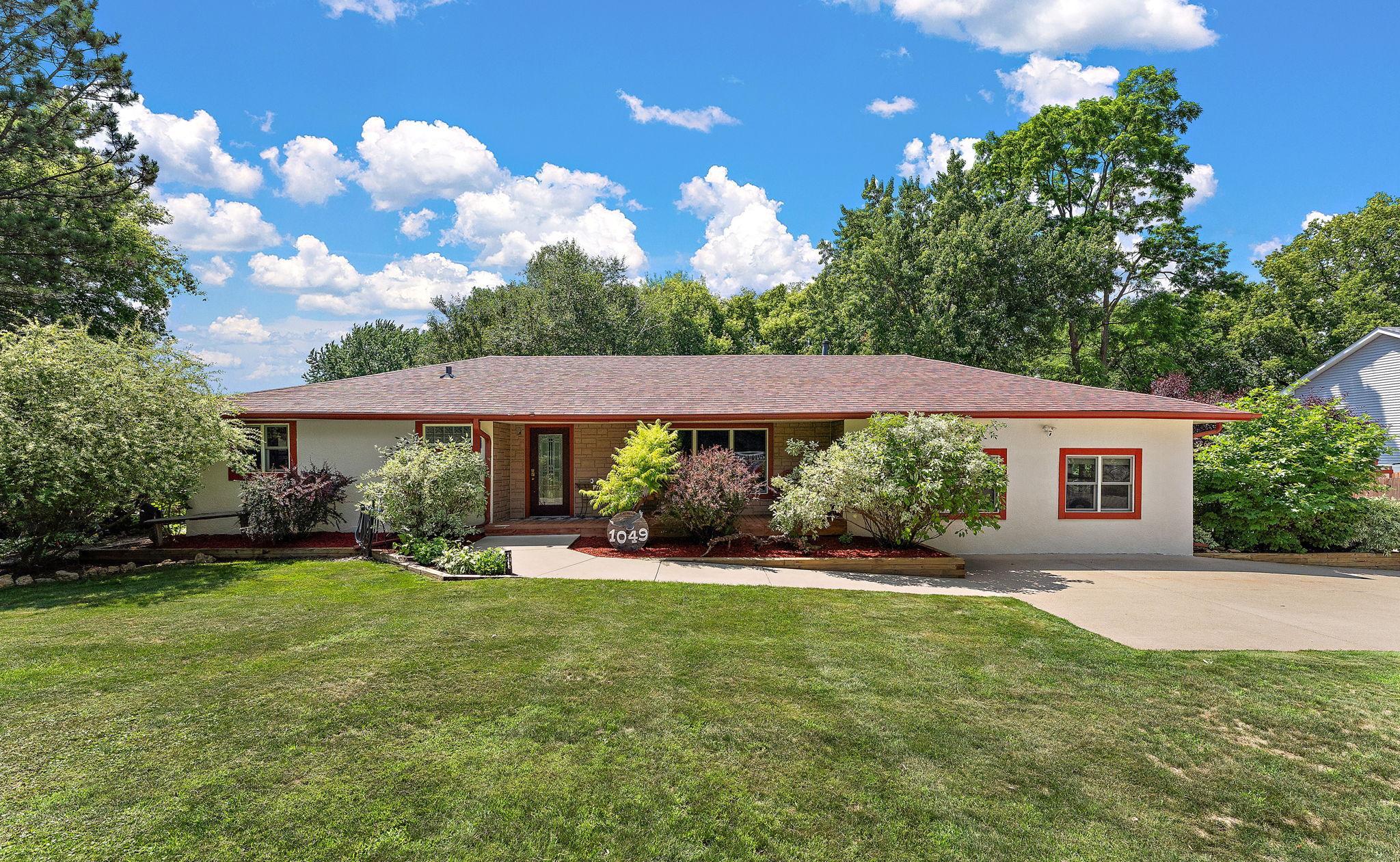 2nd image of 1049 2nd St, Saint Paul Park, MN 55071 | MLS# 7098183