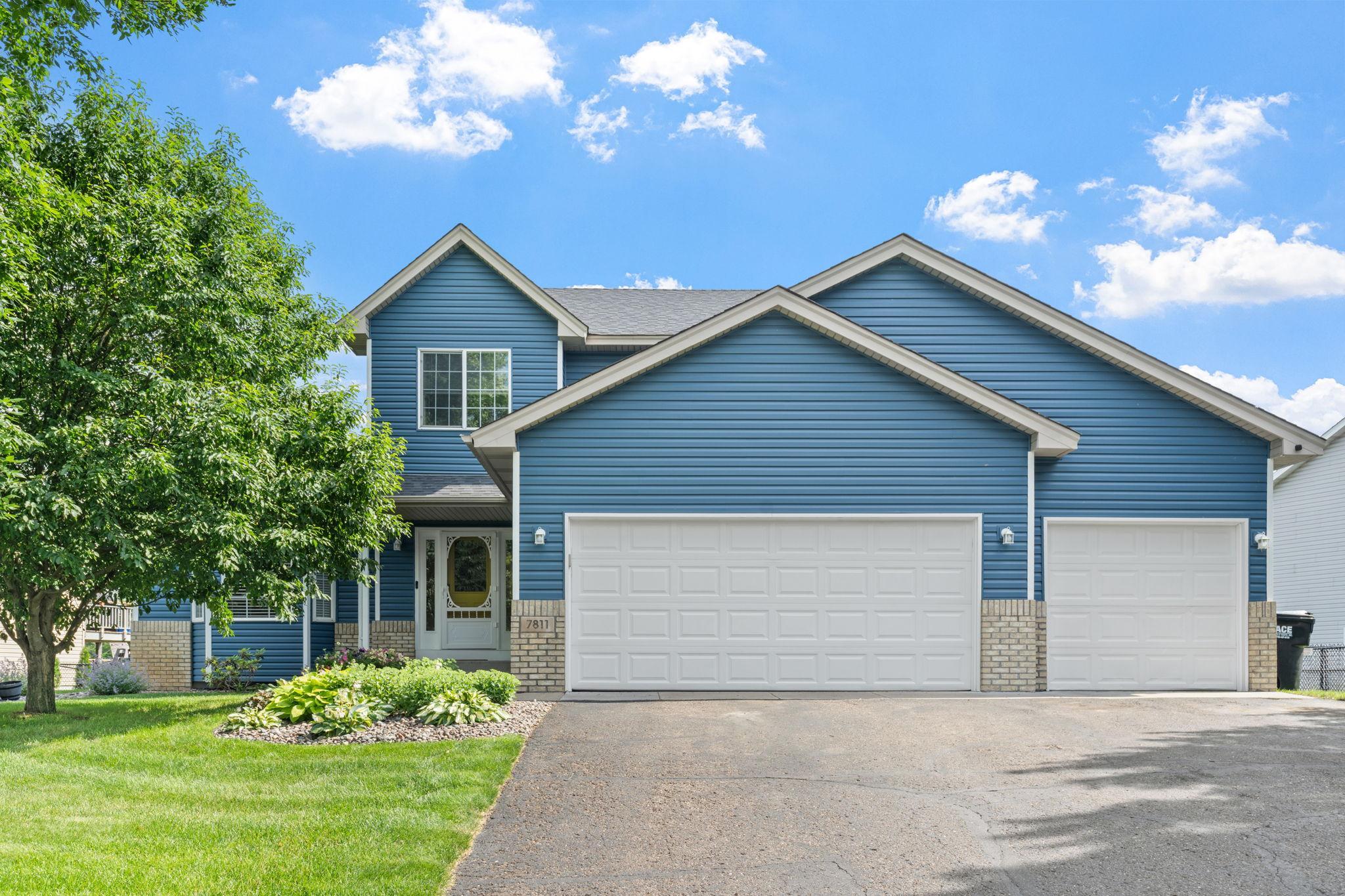 1st image of 7811 Palmgren Ave Ne, Elk River, MN 55330 | MLS# 7098195
