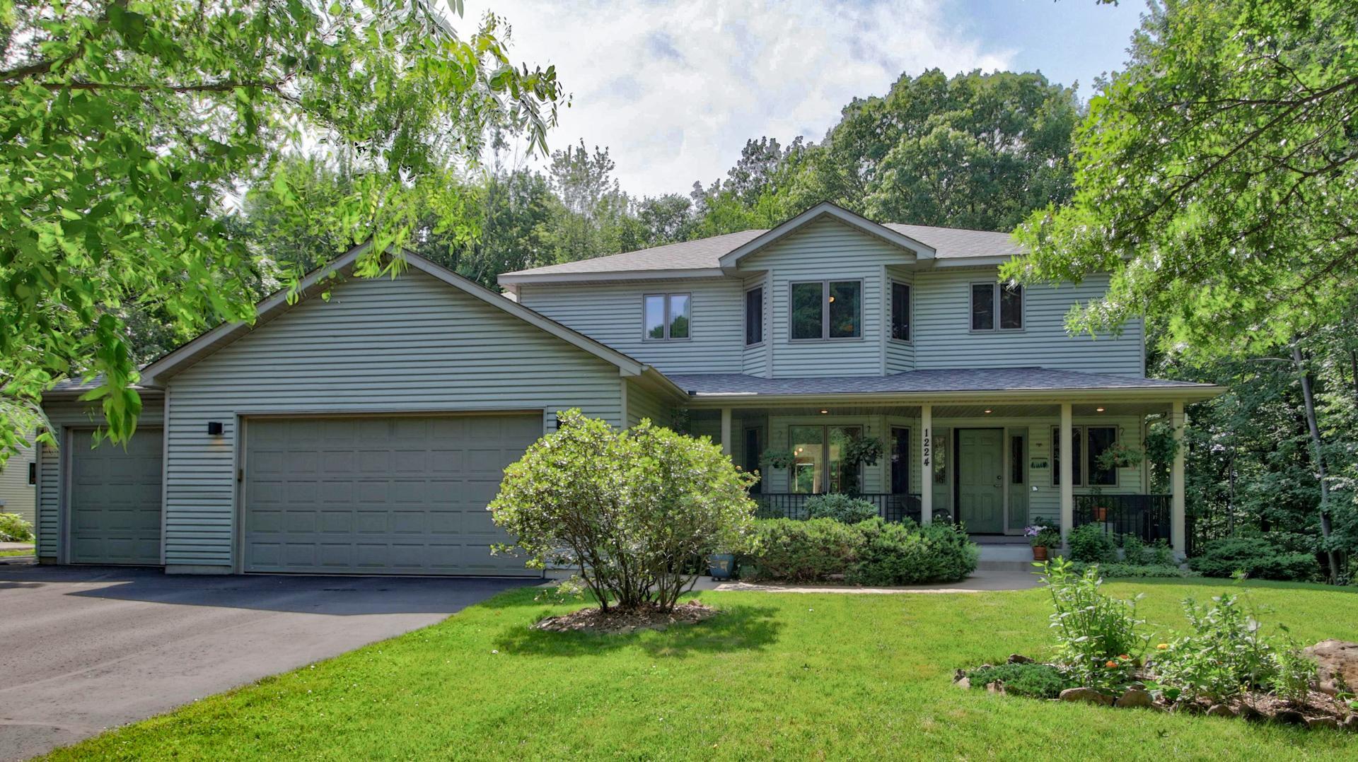Homes for sale in Eau Claire, WI | 1224 Red Maple Rdg, Eau Claire, WI 54703 | MLS# 7098204