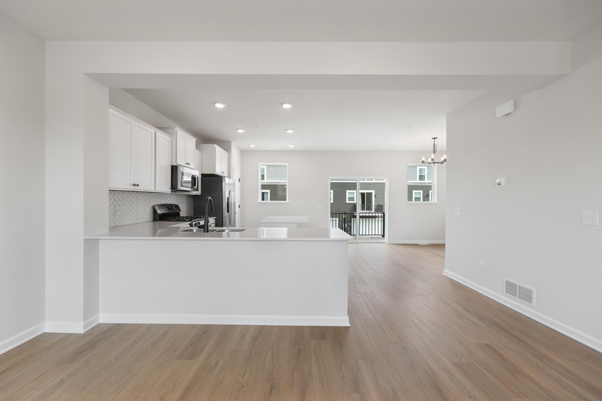 4th image of 10356 Birchwood Cir, Chaska, MN 55318 | MLS# 7098206