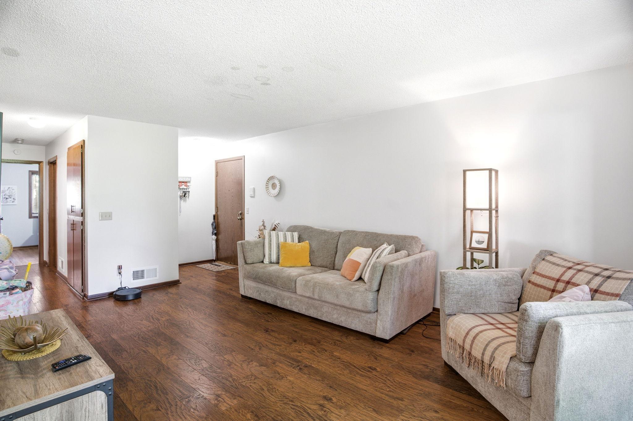 Homes for sale in West Saint Paul, MN | 1845 Livingston Ave #B, West Saint Paul, MN 55118 | MLS# 7098228