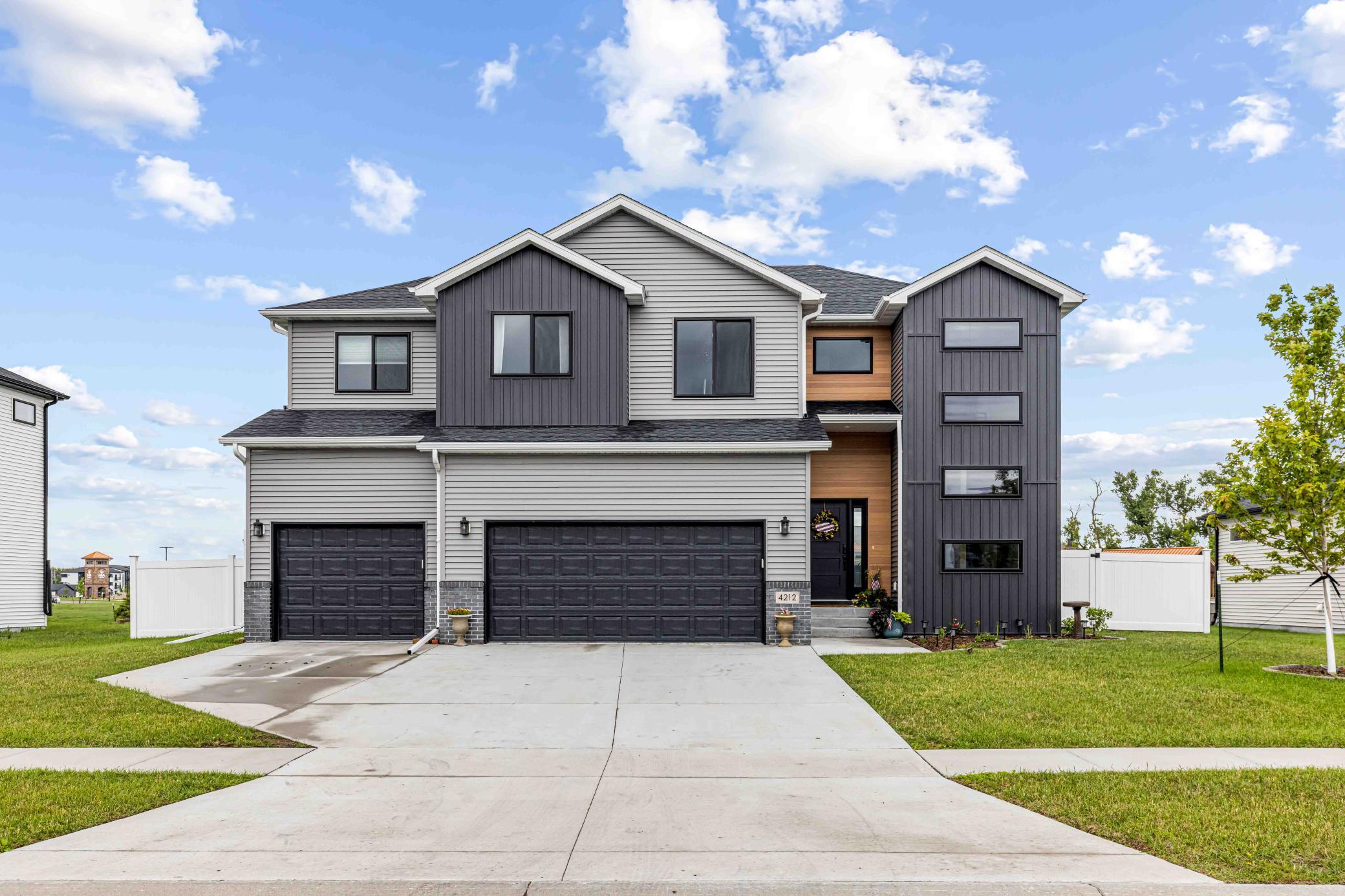 1st image of 4212 Pine Pkwy S, Fargo, ND 58104 | MLS# 7098255