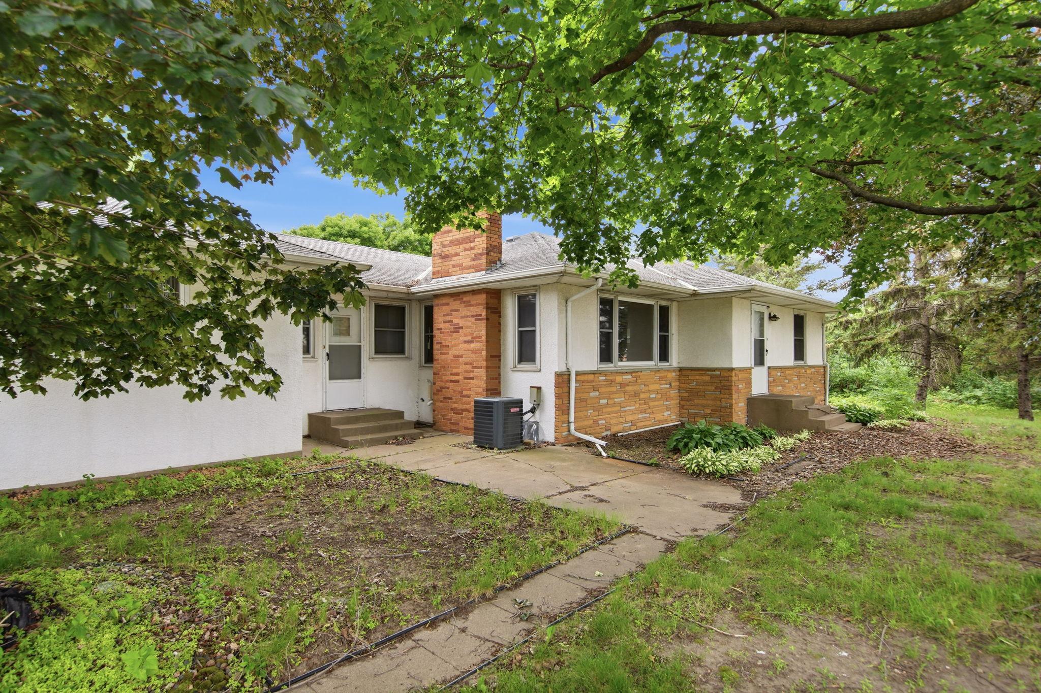 Homes for sale in West Saint Paul, MN | 1918 Delaware Ave, West Saint Paul, MN 55118 | MLS# 7098371