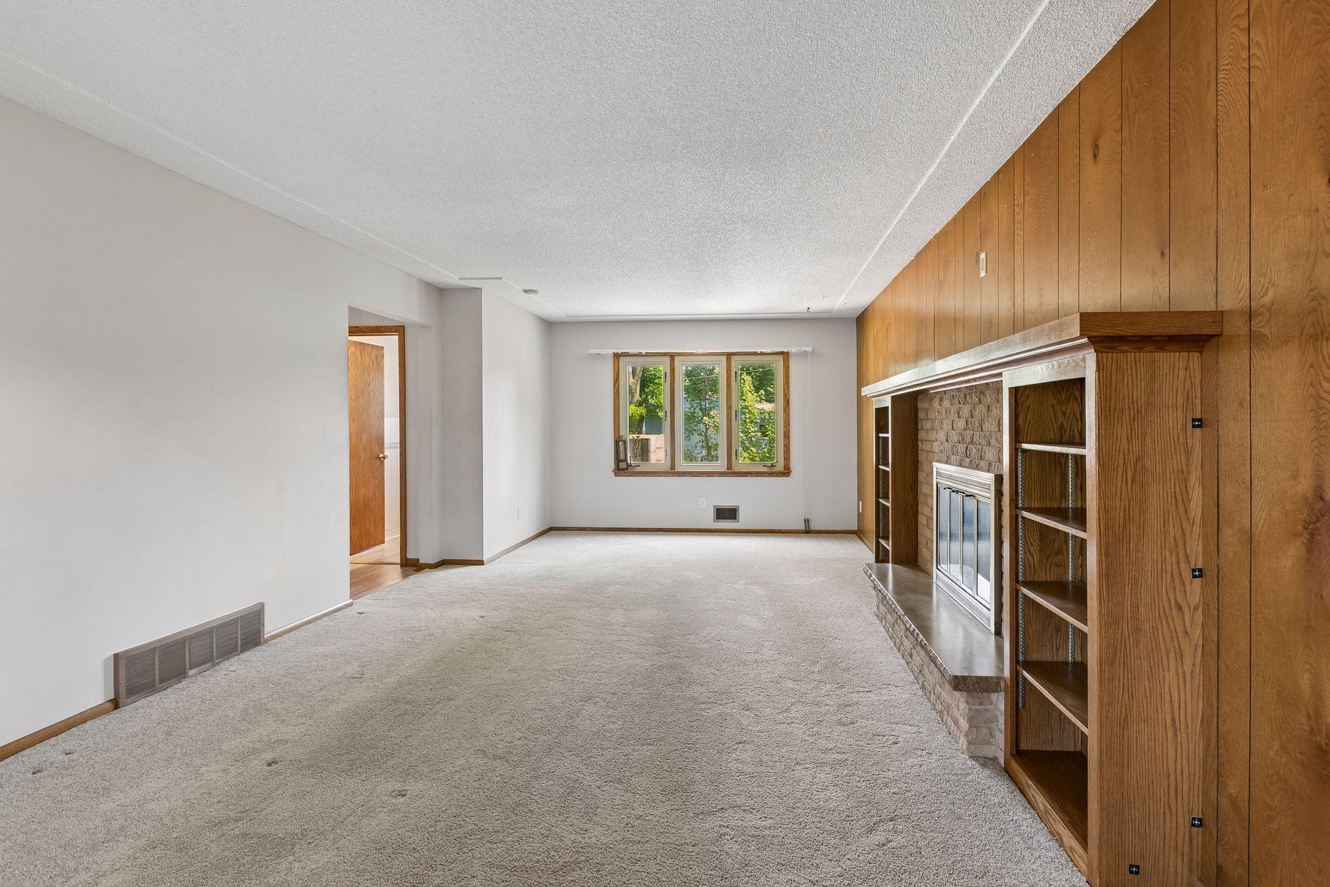 3rd image of 9116 34 1/2 Ave N, New Hope, MN 55427 | MLS# 7098398