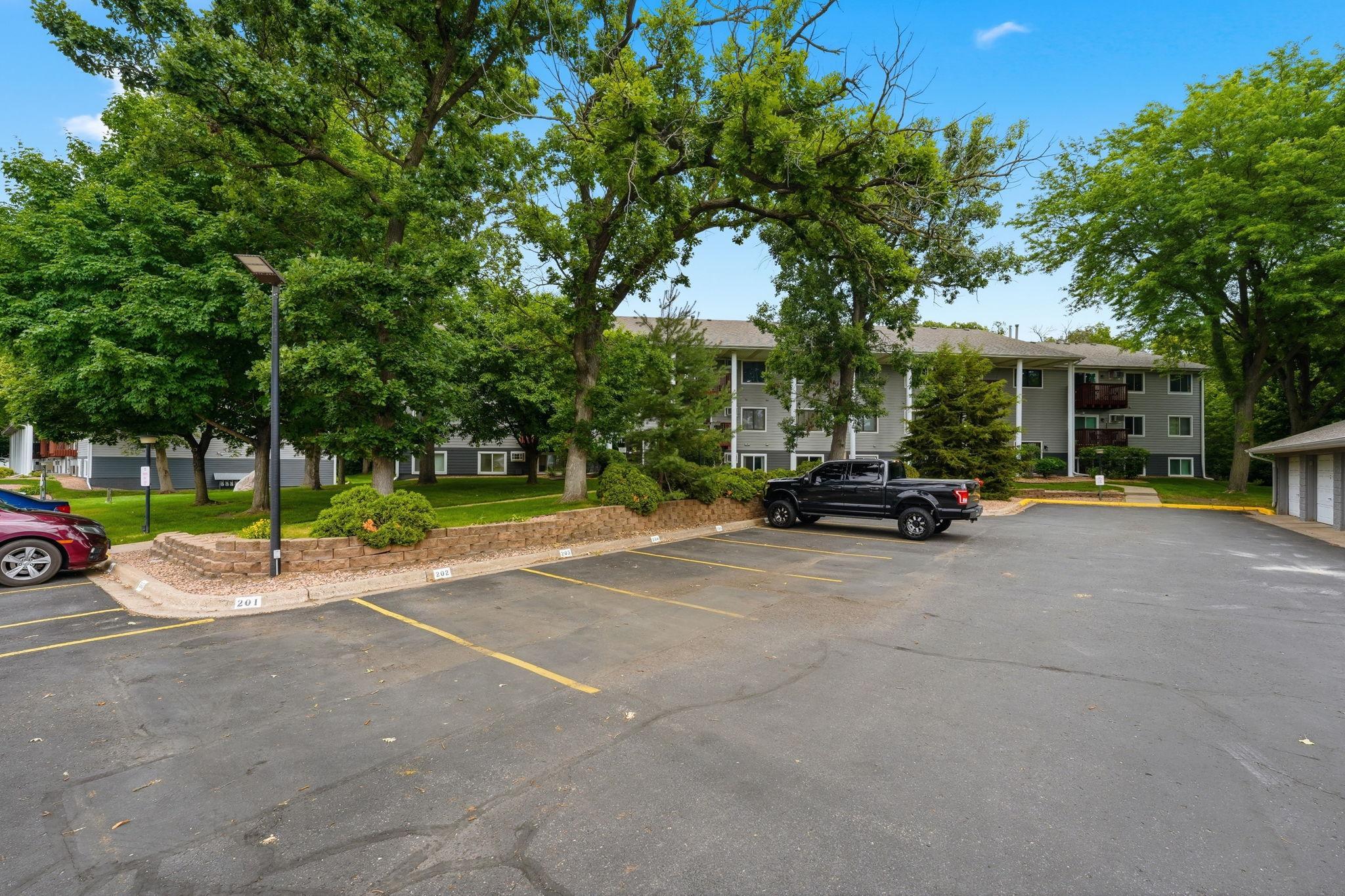 1st image of 1801 113th Ave Nw #106, Minneapolis, MN 55433 | MLS# 7098502