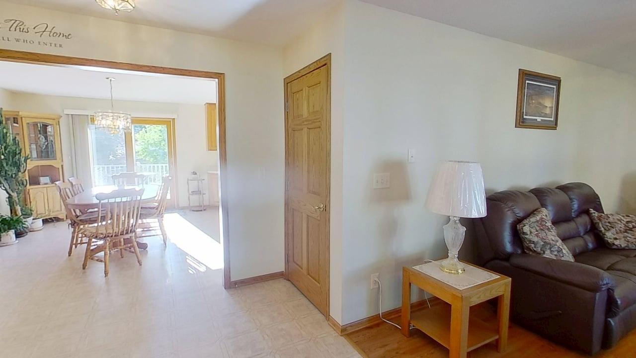 3rd image of 401 S Bruce St S, Marshall, MN 56258 | MLS# 7098574