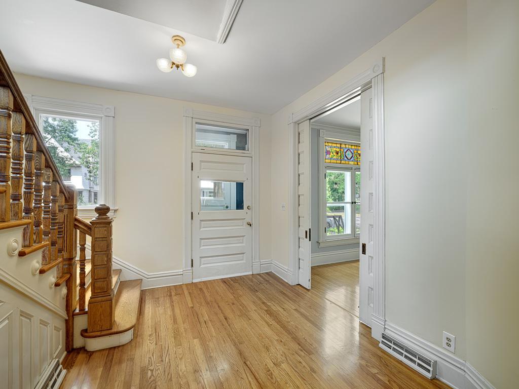 5th image of 820 Osceola Ave, Saint Paul, MN 55105 | MLS# 7098622