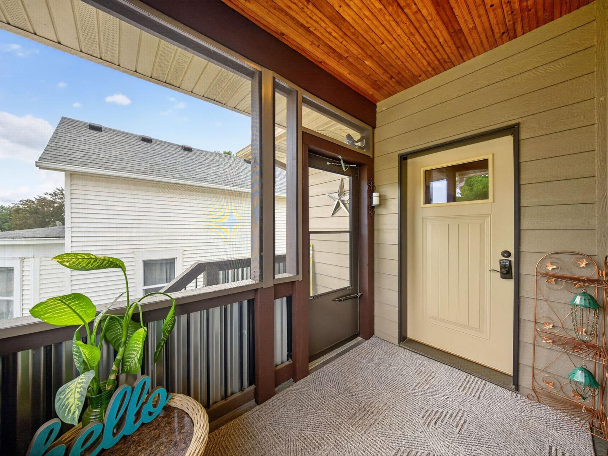 4th image of 519 N Lakeshore Dr, Lake City, MN 55041 | MLS# 7098642