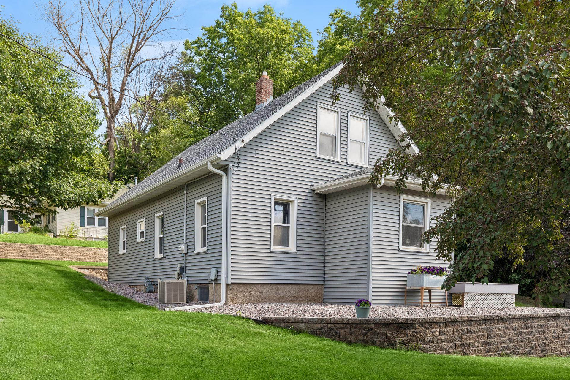 4th image of 520 Hawthorn St, Red Wing, MN 55066 | MLS# 7098732