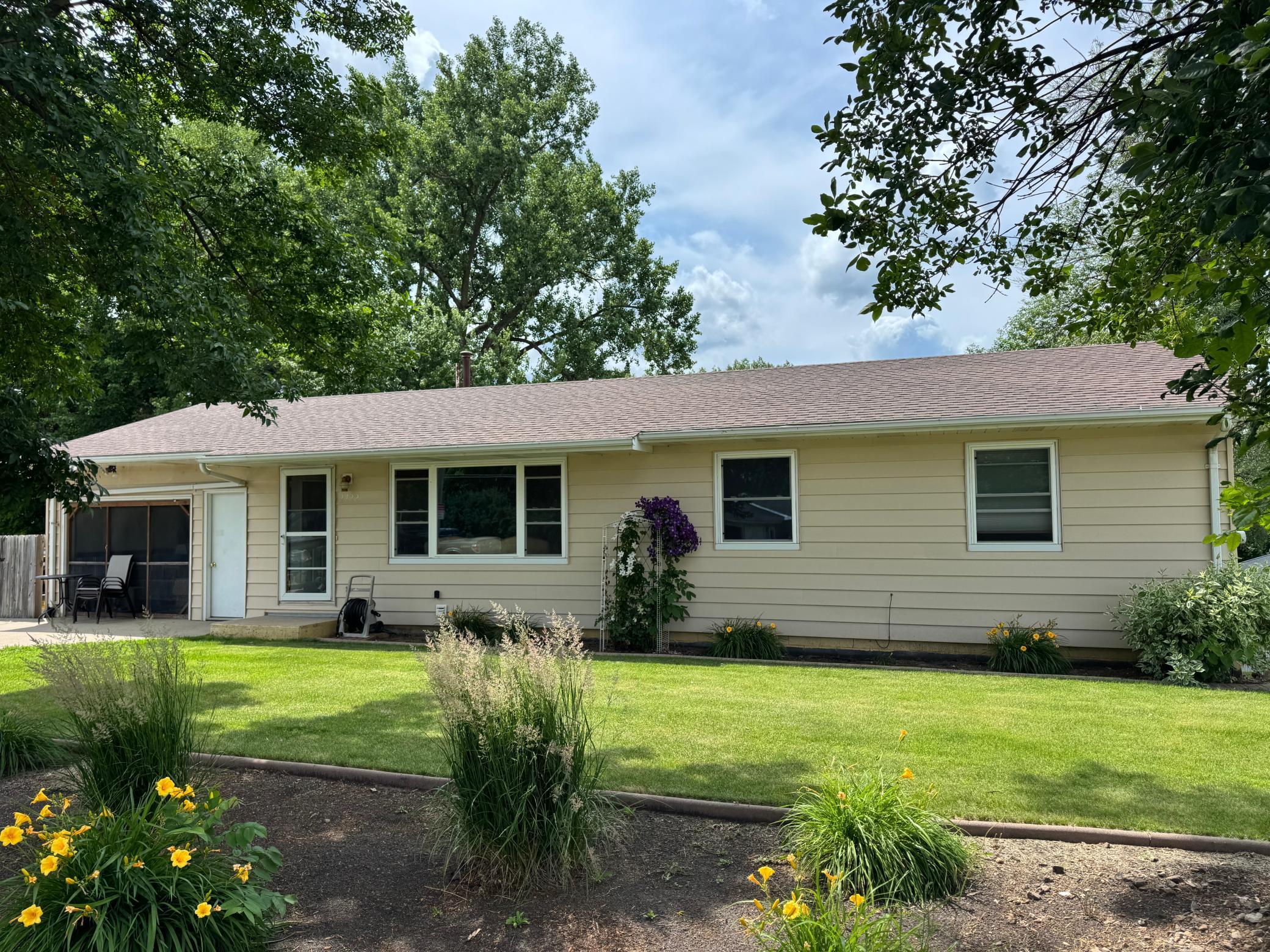1st image of 2722 Albion Ave, Fairmont, MN 56031 | MLS# 7098941