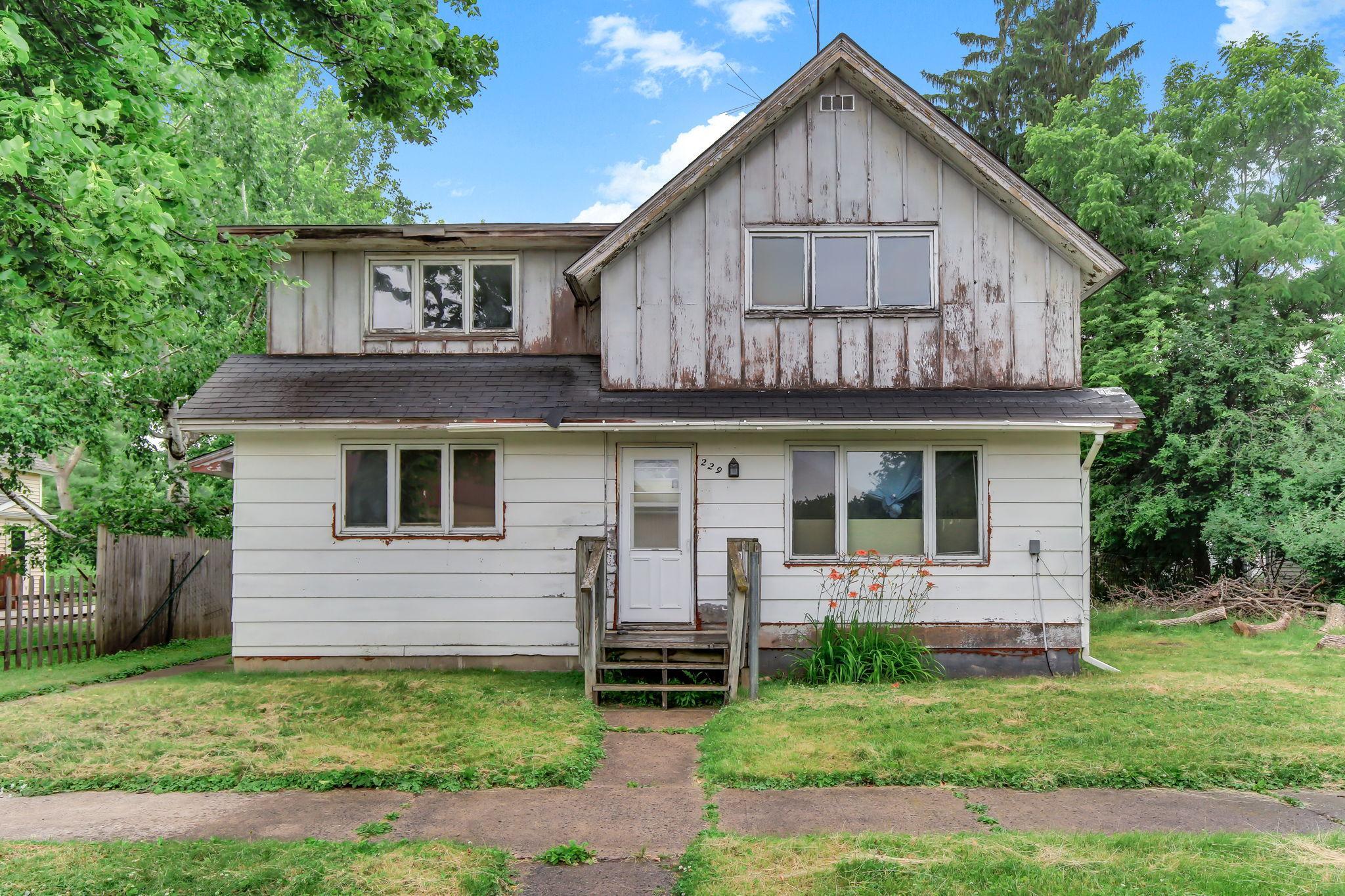 Homes for sale in New Richmond, WI | 229 N 3rd St, New Richmond, WI 54017 | MLS# 7098966