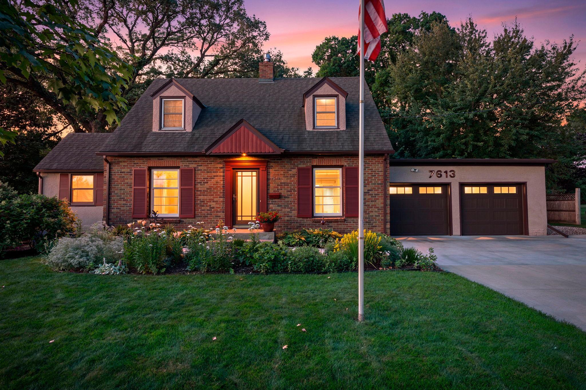 2nd image of 7613 49th Ave N, New Hope, MN 55428 | MLS# 7099145