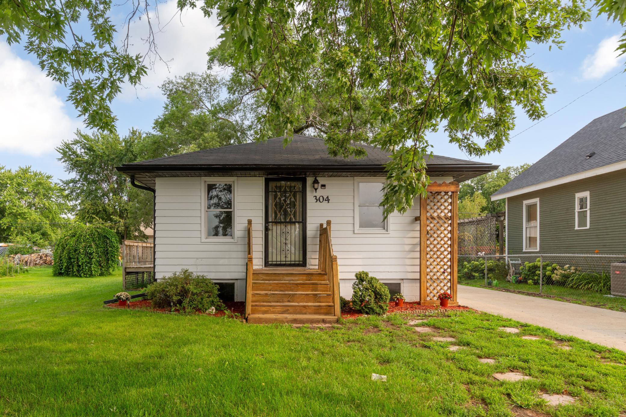 4th image of 304 20Th St Nw, Faribault, MN 55021 | MLS# 7099154