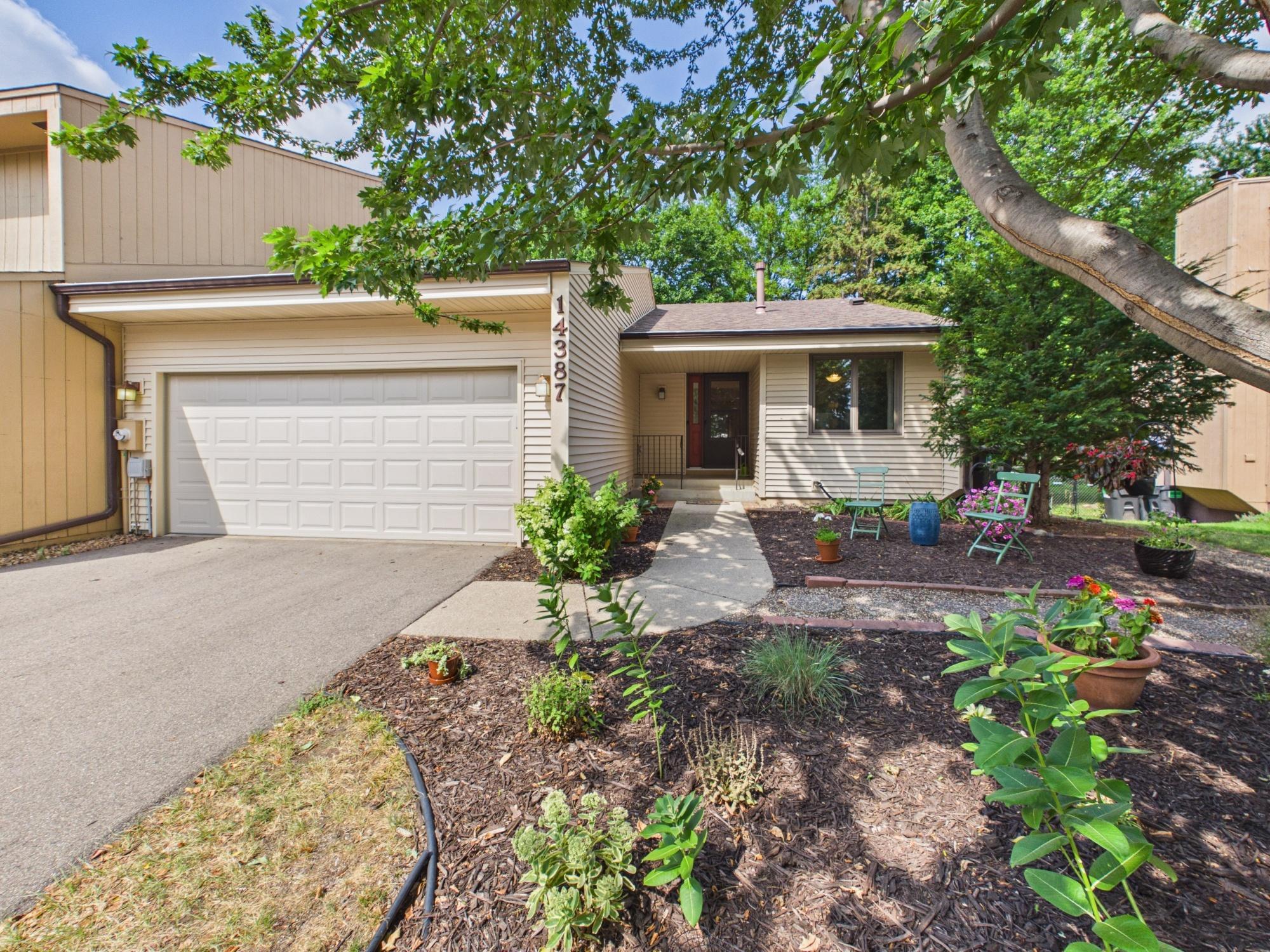 3rd image of 14387 Embry Path, Saint Paul, MN 55124 | MLS# 7099186