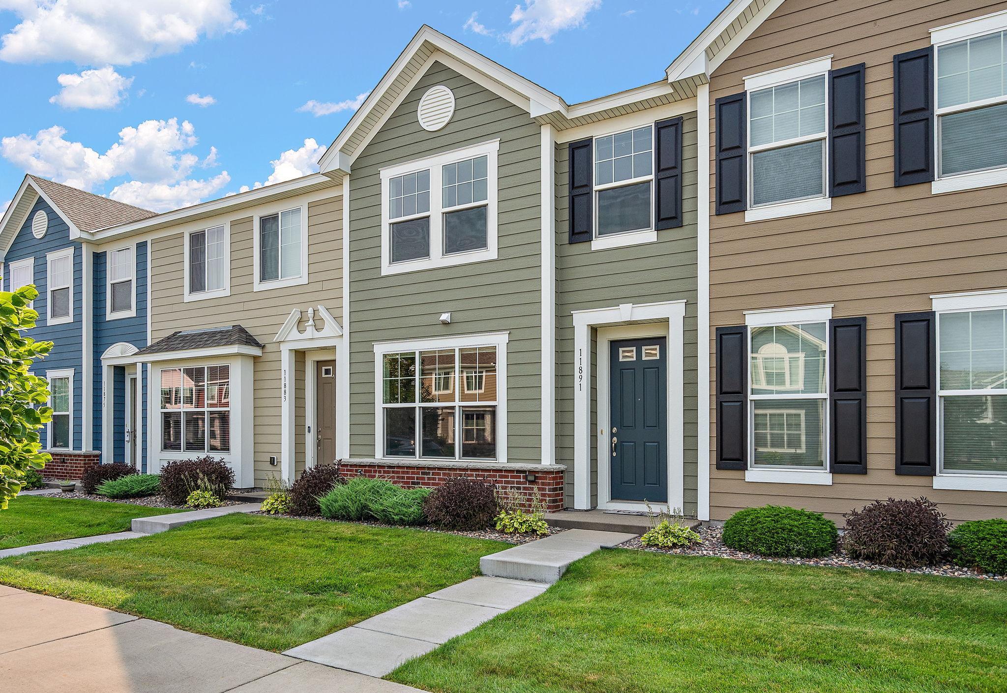 1st image of 11891 84th Ave N, Maple Grove, MN 55369 | MLS# 7099212