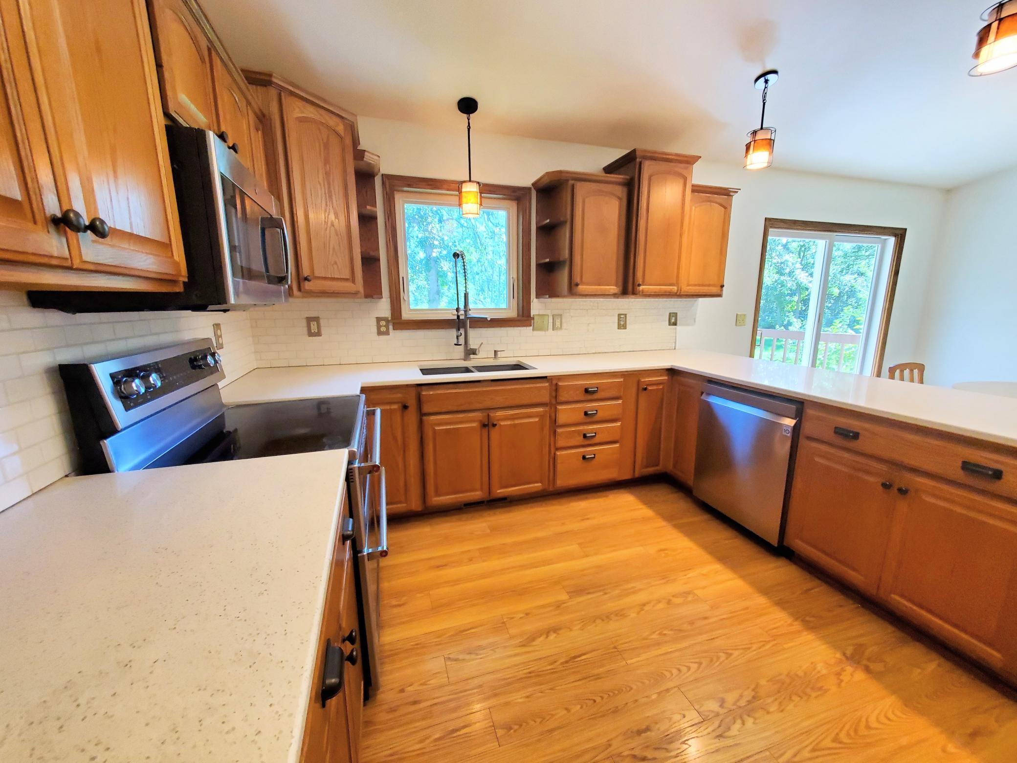 4th image of 5786 Midvalley Ln Nw, Bemidji, MN 56601 | MLS# 7099258