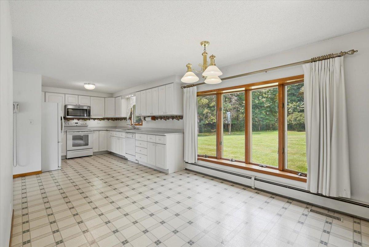 4th image of 75 90Th Ave #D, Clayton, WI 54004 | MLS# 7099307