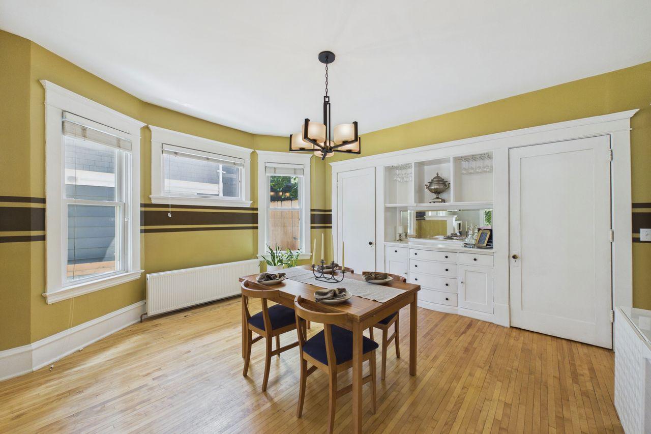 5th image of 3232 Hennepin Ave, Minneapolis, MN 55408 | MLS# 7099423
