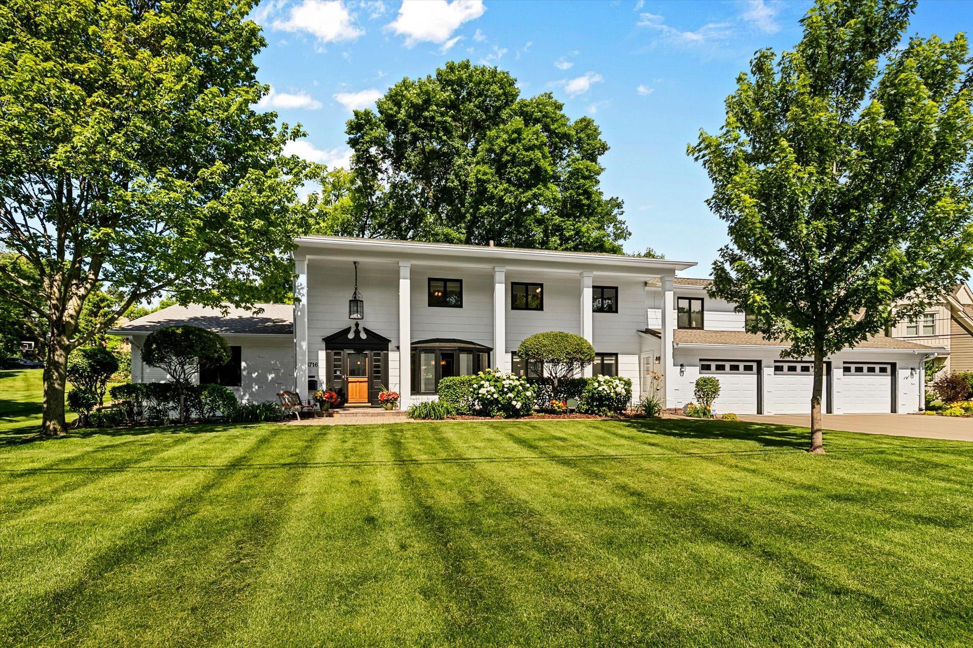 1st image of 6716 W Shore Dr, Minneapolis, MN 55435 | MLS# 7099429