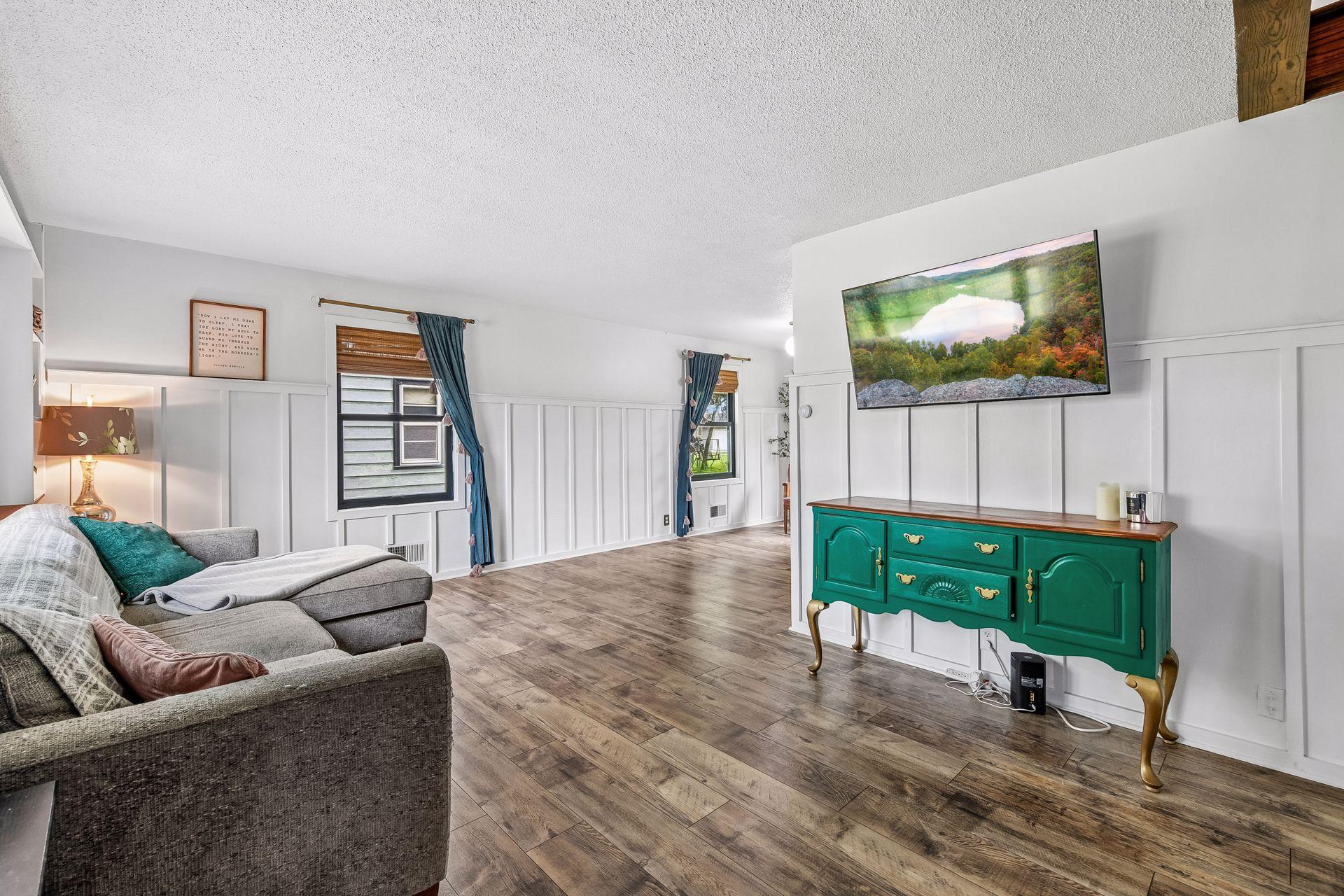 3rd image of 257 S Orange St, Waconia, MN 55387 | MLS# 7099683