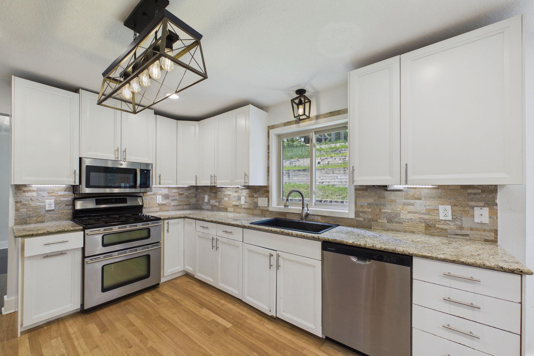 3rd image of 2209 Beacon Dr Sw, Rochester, MN 55902 | MLS# 7099894