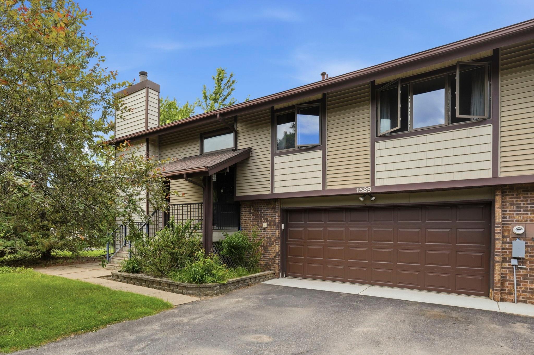 1st image of 1589 Four Oaks Rd, Eagan, MN 55121 | MLS# 7099904