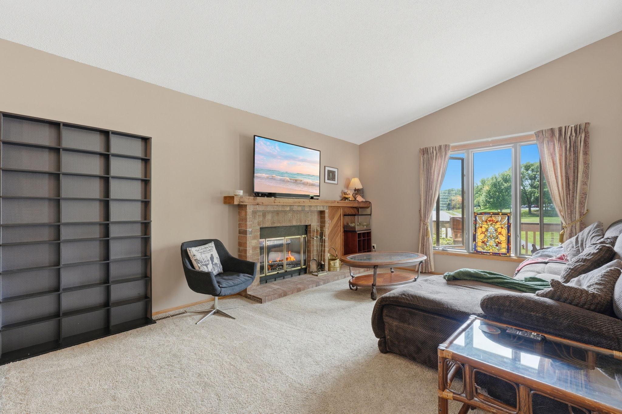 2nd image of 1589 Four Oaks Rd, Eagan, MN 55121 | MLS# 7099904