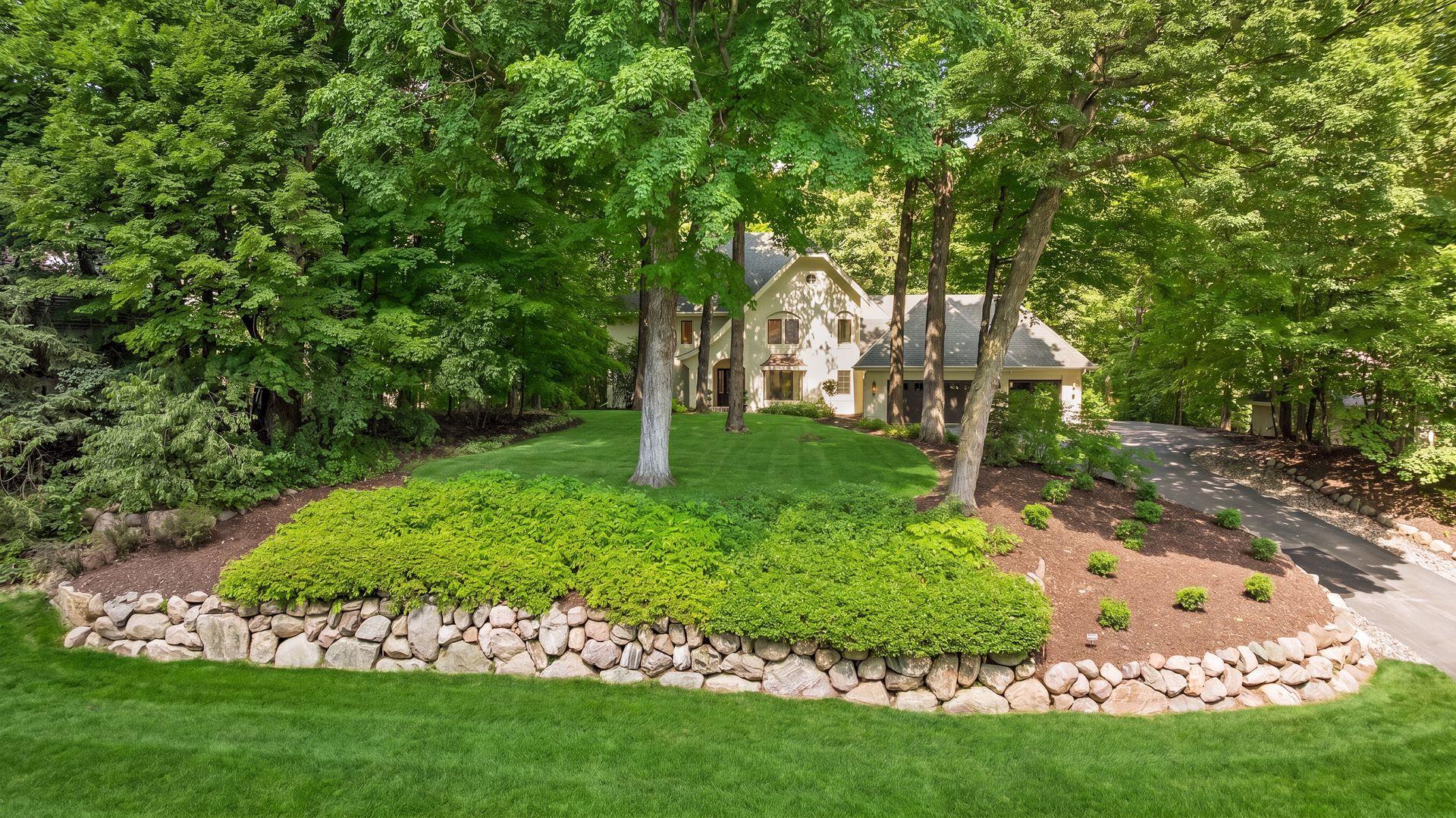 2nd image of 19615 Muirfield Cir, Excelsior, MN 55331 | MLS# 7099957